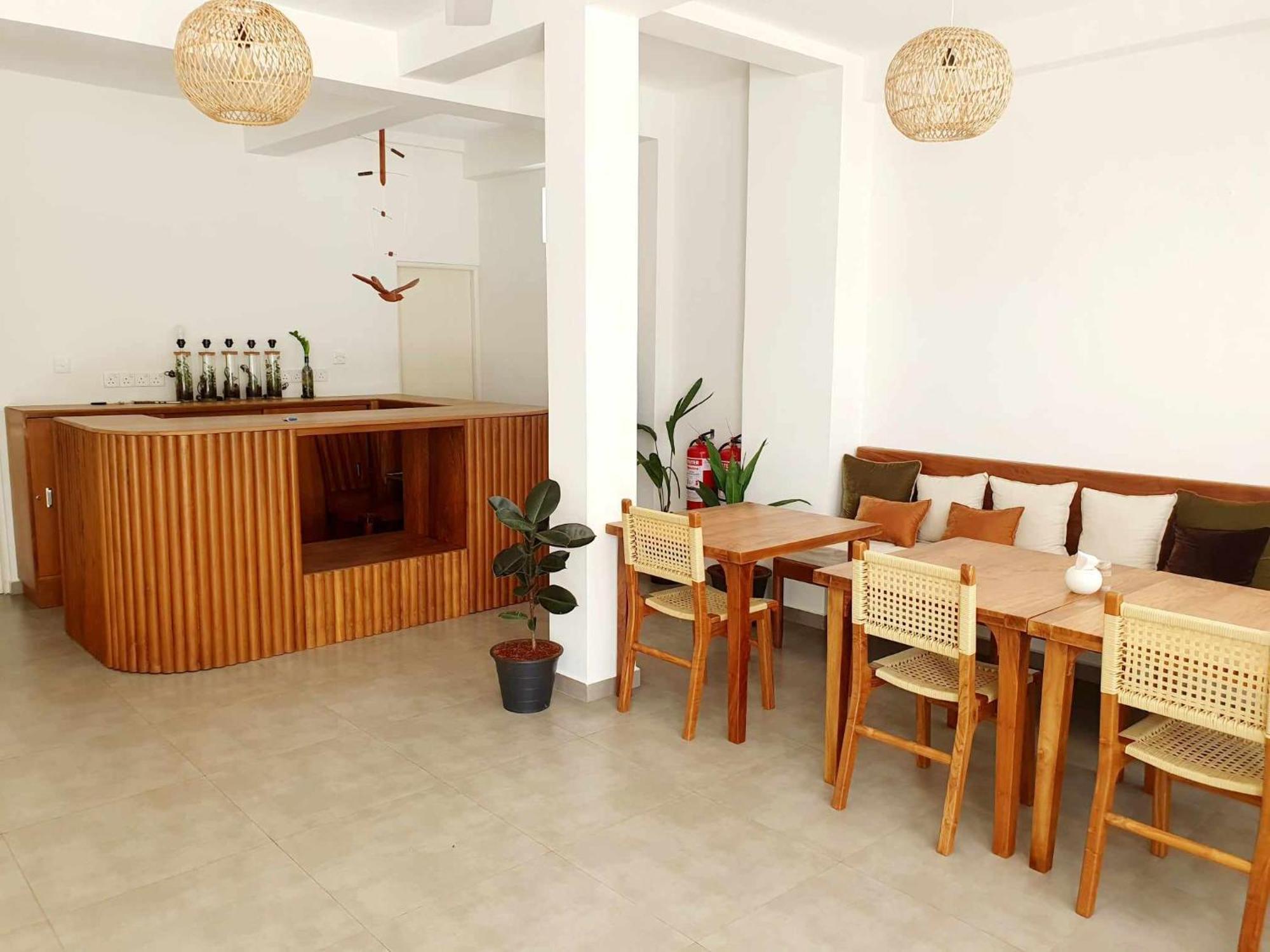 Mountbaylk Hotel Dehiwala-Mount Lavinia ภายนอก รูปภาพ