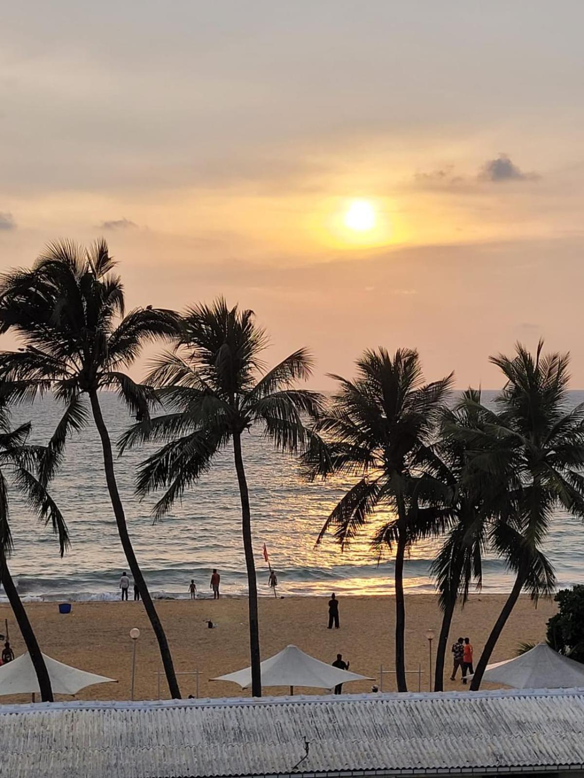Mountbaylk Hotel Dehiwala-Mount Lavinia ภายนอก รูปภาพ