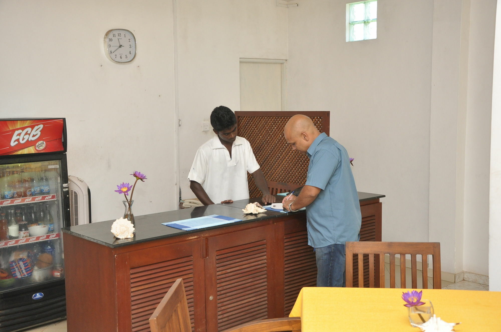 Mountbaylk Hotel Dehiwala-Mount Lavinia ภายนอก รูปภาพ