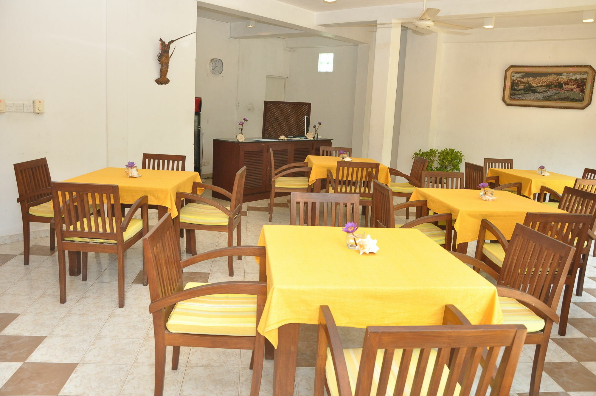 Mountbaylk Hotel Dehiwala-Mount Lavinia ภายนอก รูปภาพ