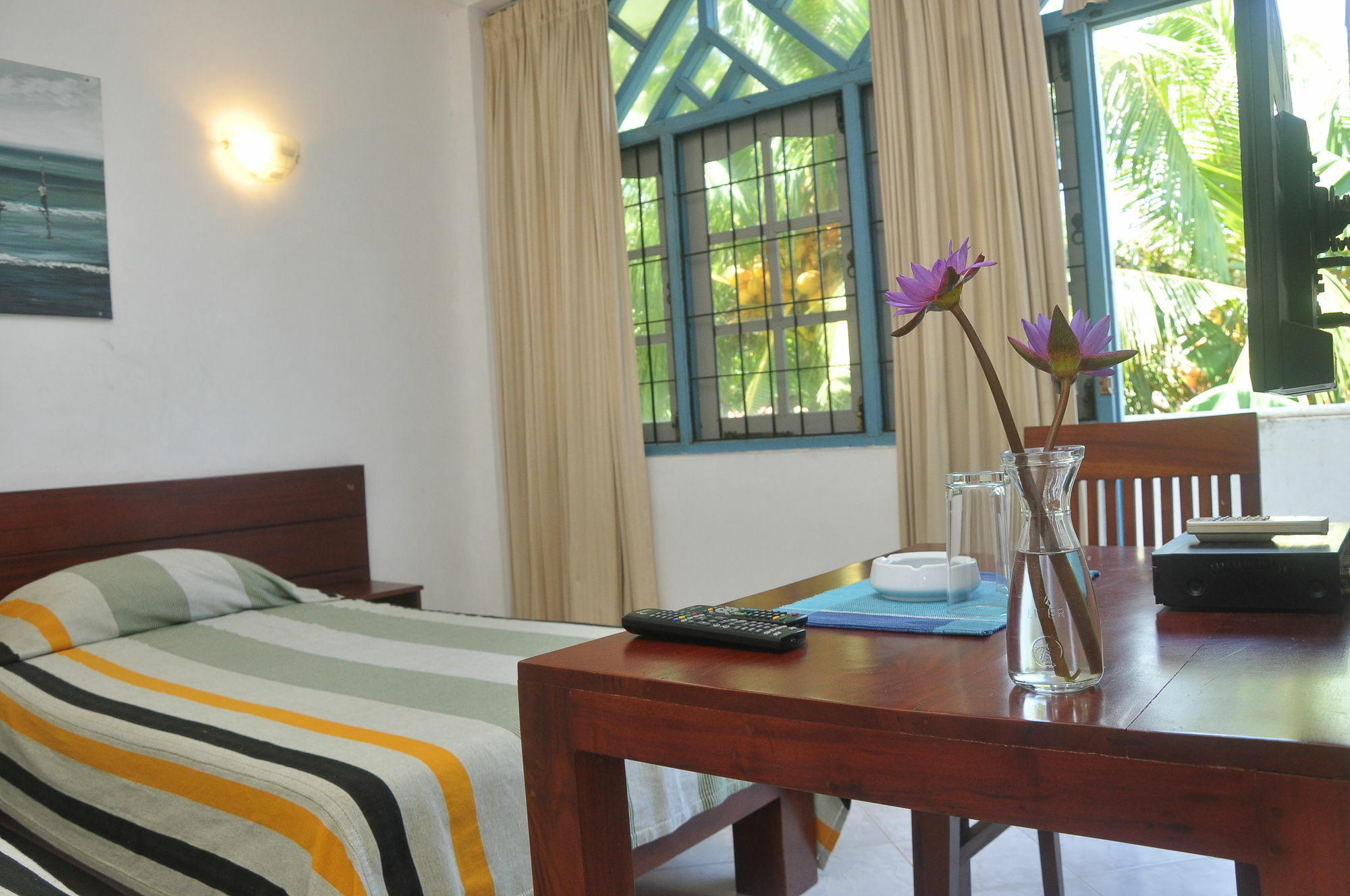 Mountbaylk Hotel Dehiwala-Mount Lavinia ภายนอก รูปภาพ